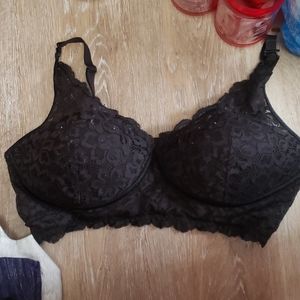 Black lace bra